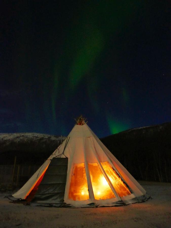 Levajok Lodge Tana Buitenkant foto